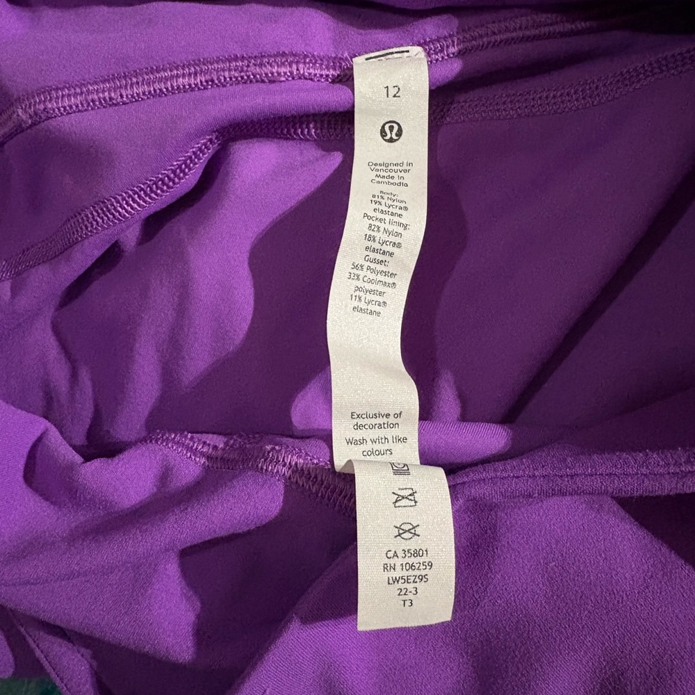 Lululemon Groove Super-High-Rise Flared Pant - Picture 5 of 6